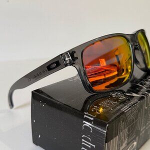 Oakley Holbrook Smoke Gray Frame 9102 PRIZM POLARIZED Ruby Iridium